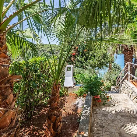 Amazing In With House Sea View Pula