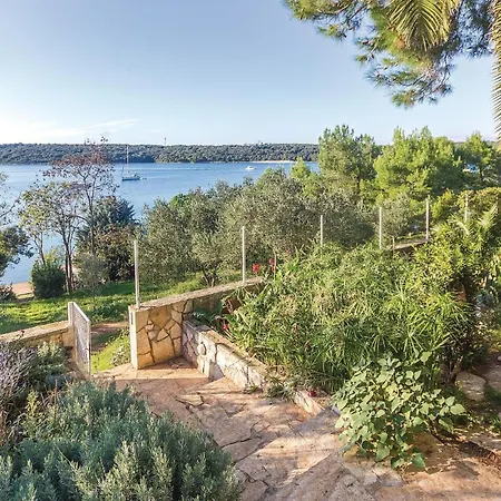Fronte Mare A Con Vista Mare Sulla Casa Appartamento Pola