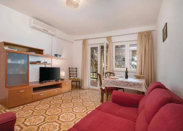 Apartment Kastanjez Ix Croatia